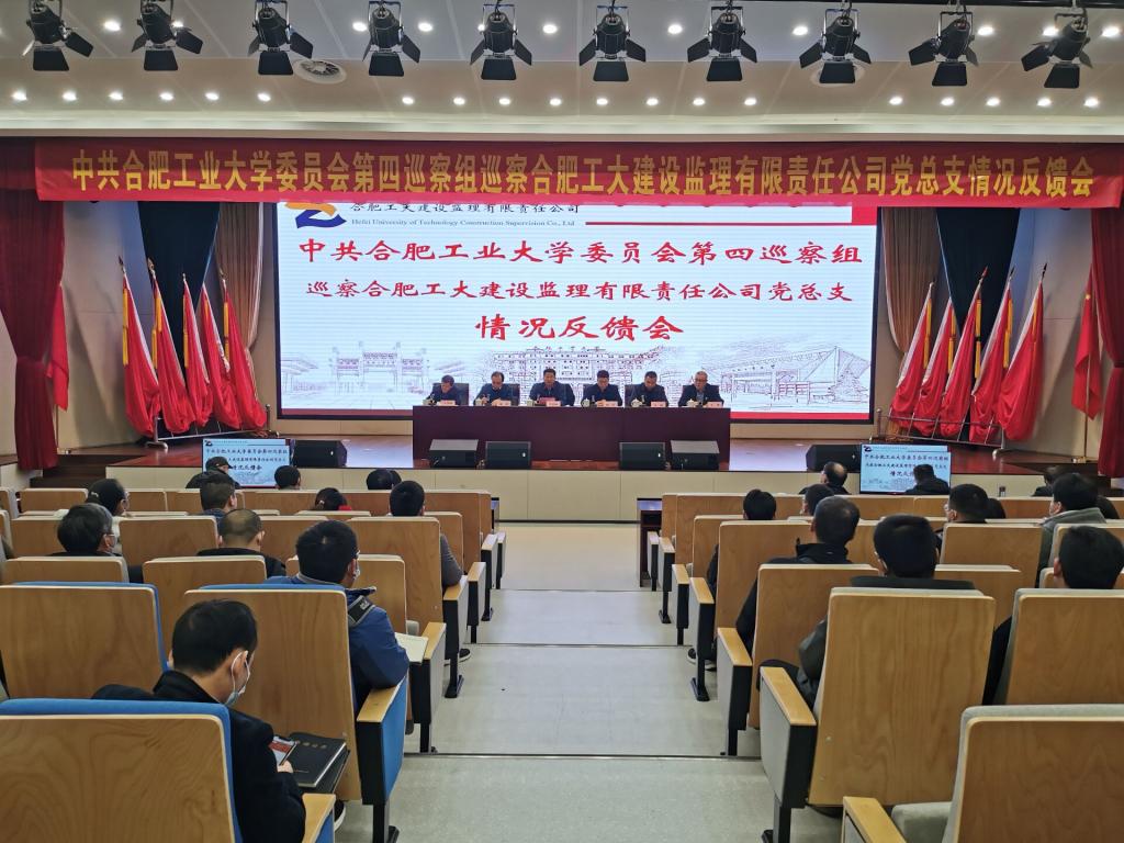 图片包含 室内, 桌子, 建筑, 人们描述已自动生成 图片包含 室内, 桌子, 建筑, 人们描述已自动生成